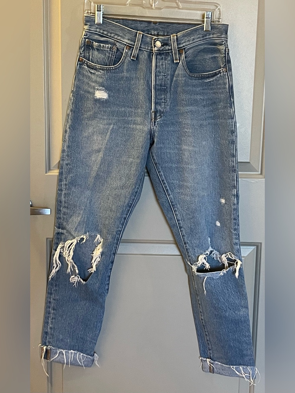 Levi’s Distressed 501 S High Rise Buttonfly 30x27